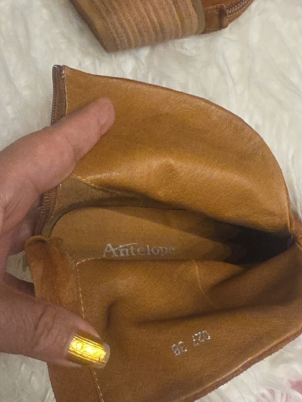 Antelope Brown Suede Ruffled Ankle Bootie Size 38 EU 2.5 Inches Heel NWOT - Picture 12 of 15